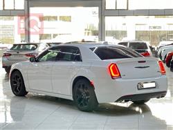 كرايسلر 300